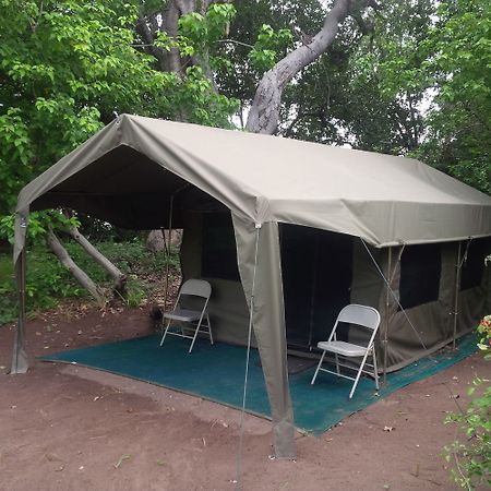 Xakanaxa Xakanaka Mobile Camp מראה חיצוני תמונה